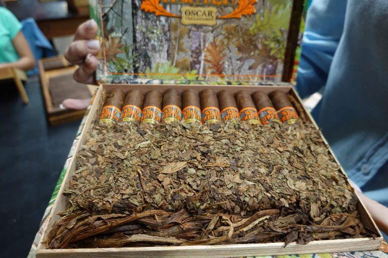 Cigar lounge gallery image 8